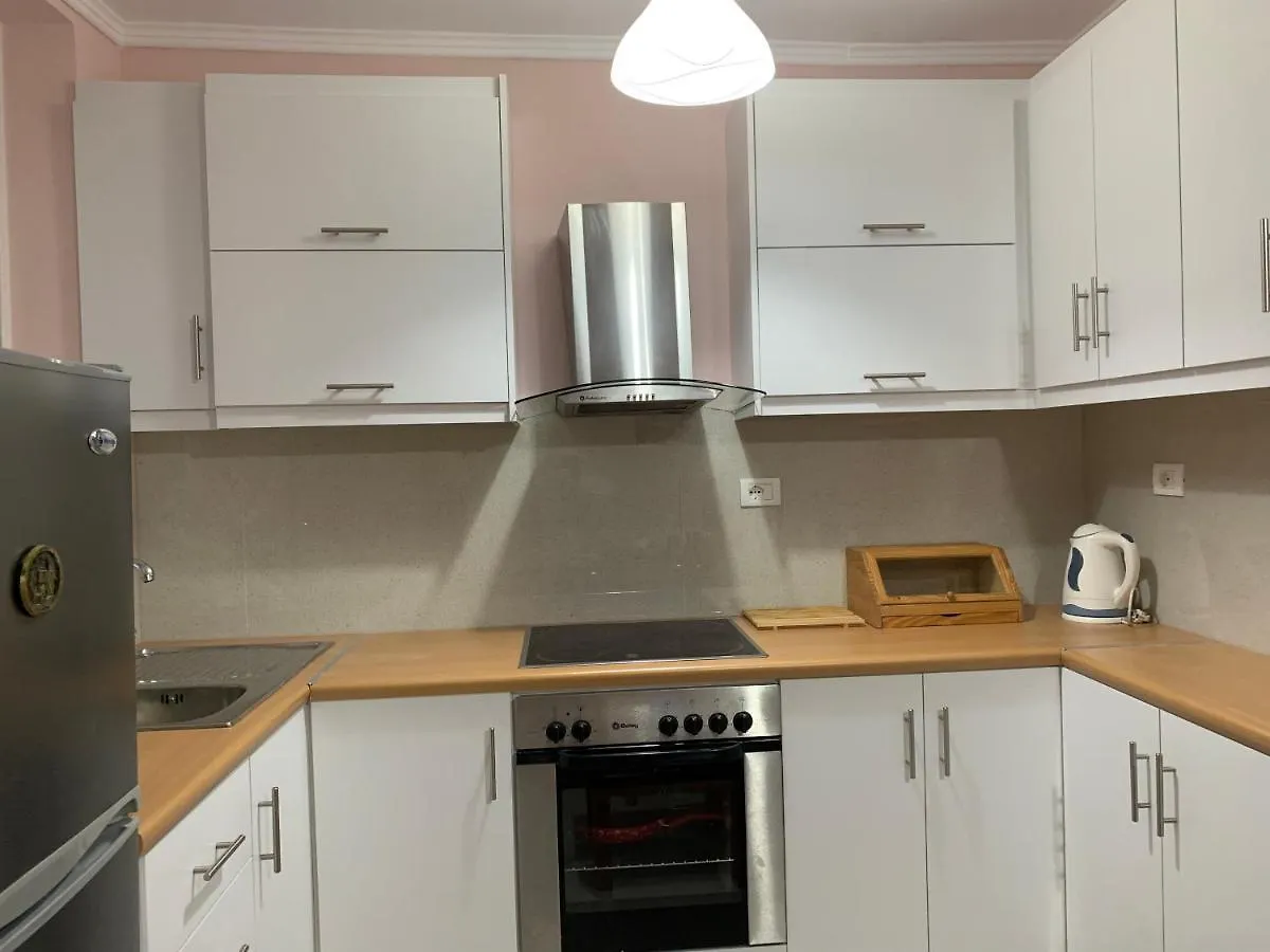 סרנדה Sunshine Central Apartment