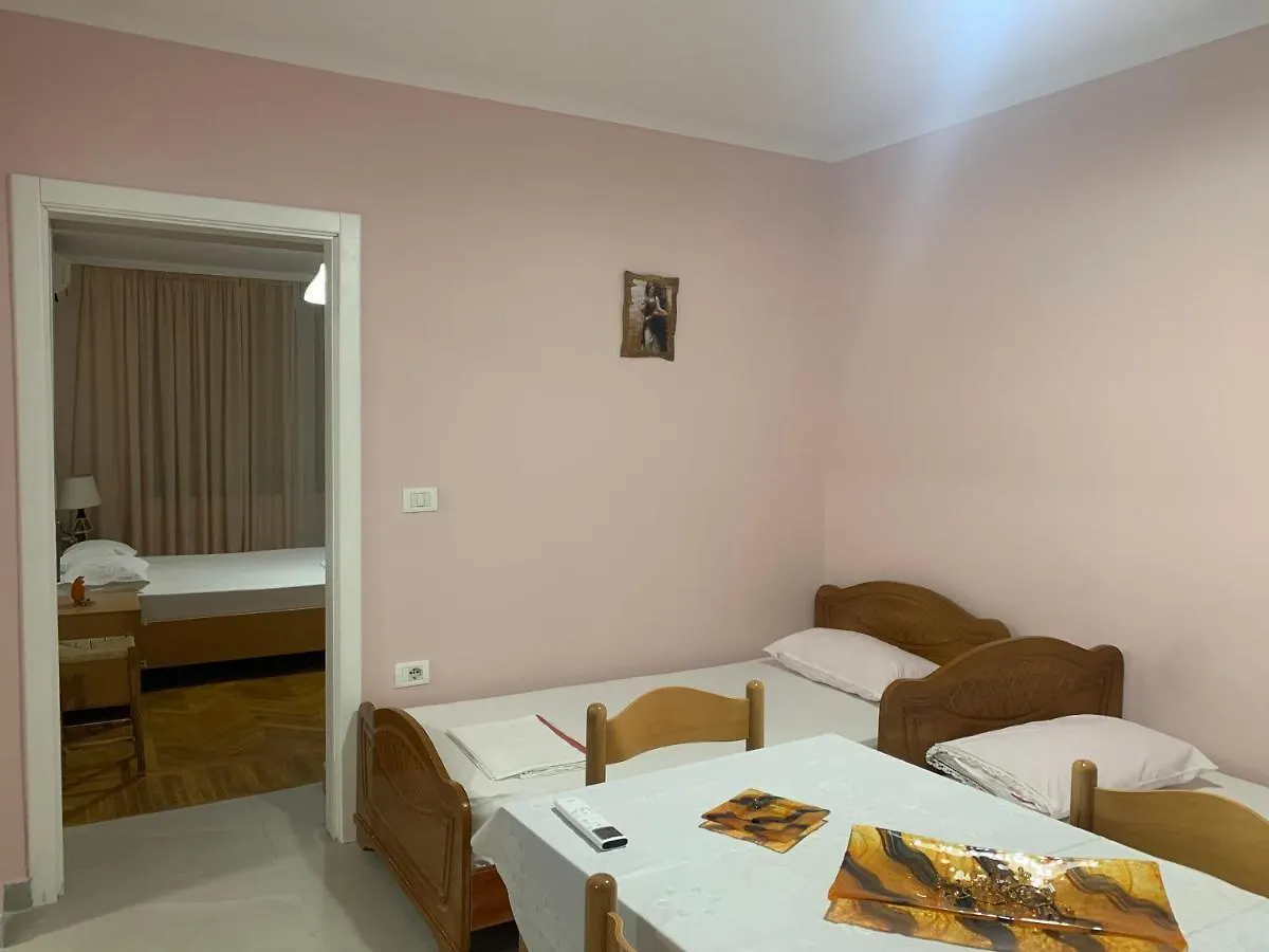 סרנדה Sunshine Central Apartment