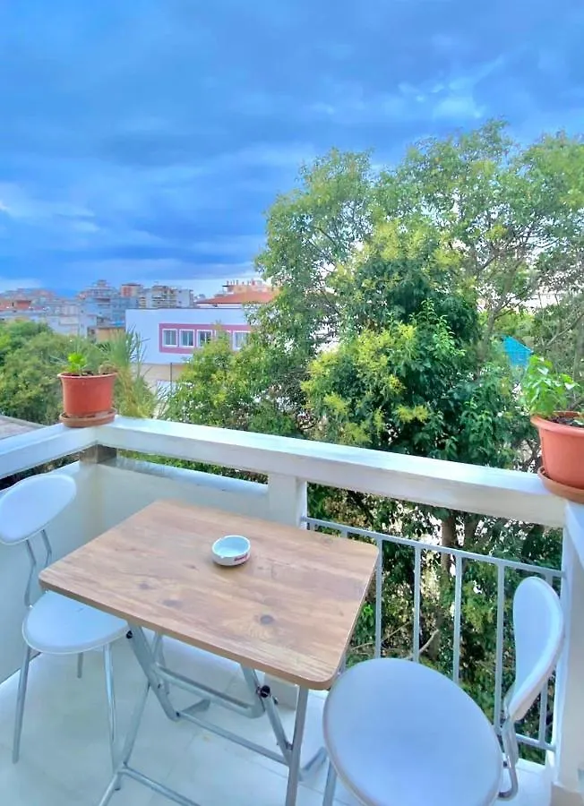 סרנדה Sunshine Central Apartment