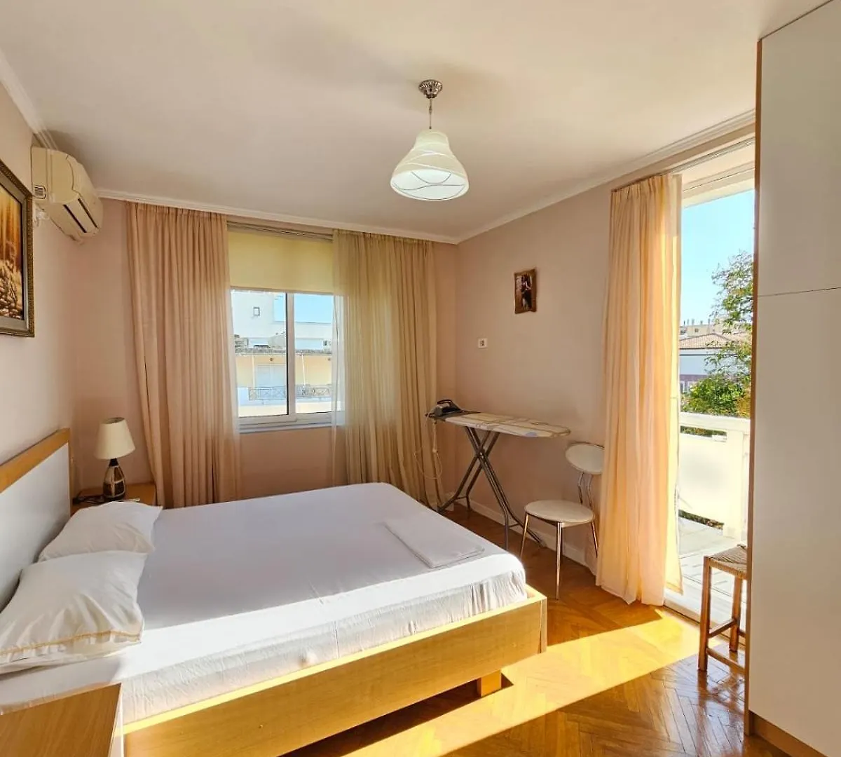 סרנדה Sunshine Central Apartment